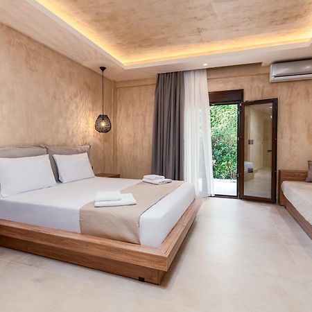 Odyssey Accommodation Pefkochori Ngoại thất bức ảnh