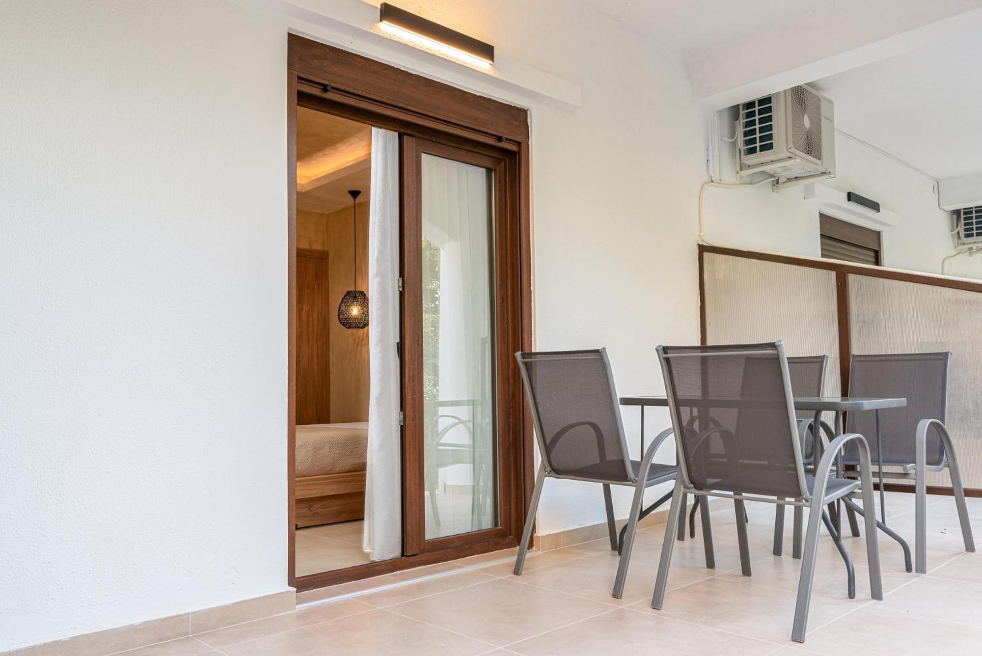 Odyssey Accommodation Pefkochori Ngoại thất bức ảnh
